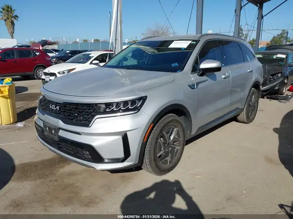 KNDRH4LG2R5258729 2024 KIA SORENTO - Image 2