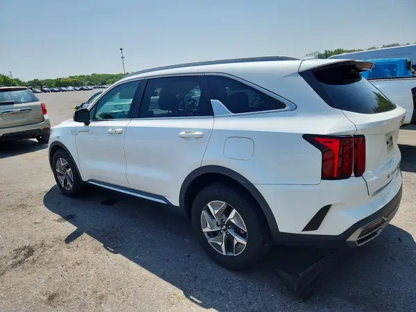 KNDRH4LG3M5045331 2021 KIA SORENTO - Image 2
