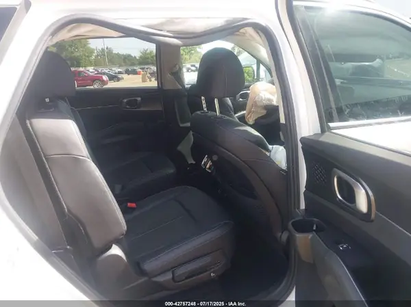 KNDRH4LG6M5048708 2021 KIA SORENTO - Image 8