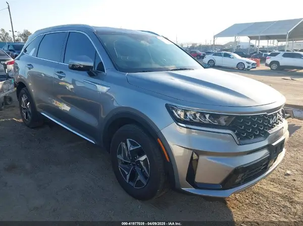 KNDRH4LG6P5184194 2023 KIA SORENTO - Image 1