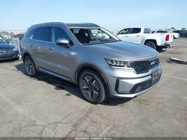 KNDRH4LG8P5136535 2023 KIA SORENTO - Image 1