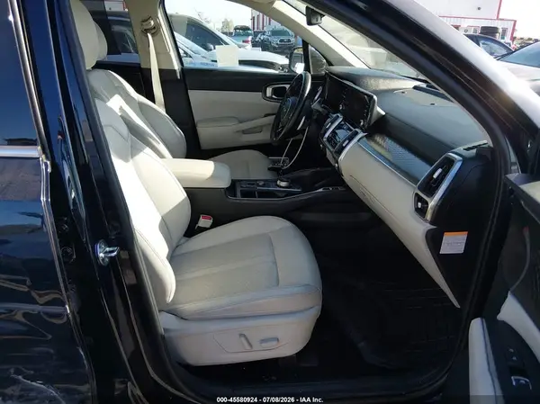 2023 KIA SORENTO IAAI lot 45580924 auction photo 5
