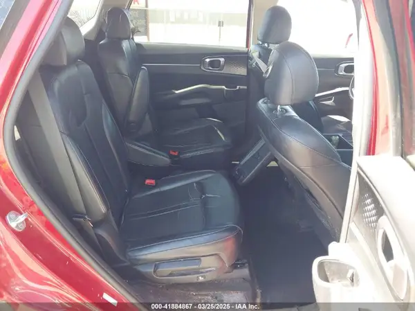 KNDRH4LGXM5024153 2021 KIA SORENTO - Image 8