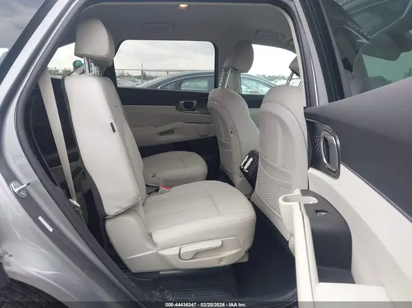 KNDRHDJG1S5428863 2025 KIA SORENTO - Image 8