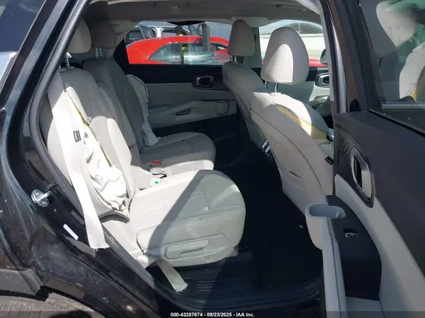 KNDRHDJG2S5308814 2025 KIA SORENTO - Image 8