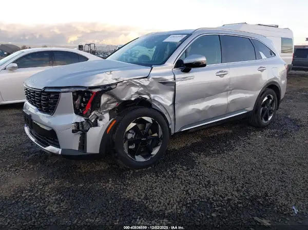 KNDRHDJG3S5396496 2025 KIA SORENTO - Image 2