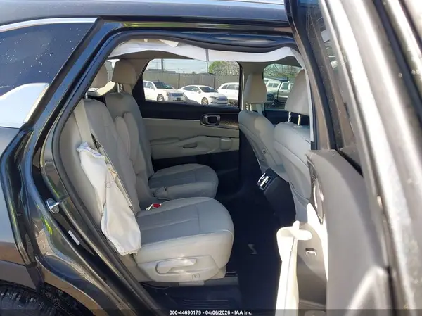 KNDRHDJG5S5339281 2025 KIA SORENTO - Image 8