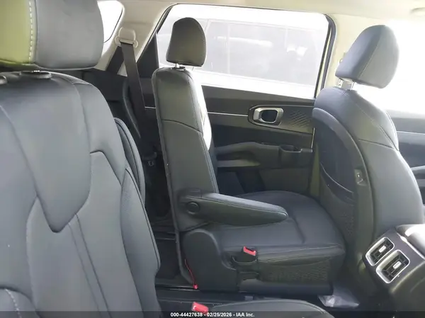 KNDRHDJG6S5391583 2025 KIA SORENTO - Image 8