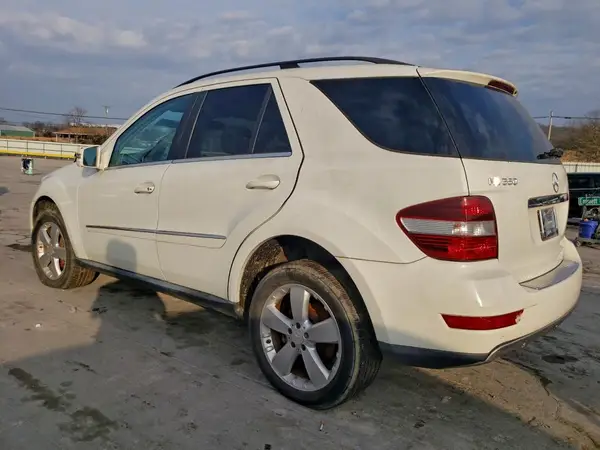 KNDRHDJG8S5348623 2025 KIA SORENTO - Image 2
