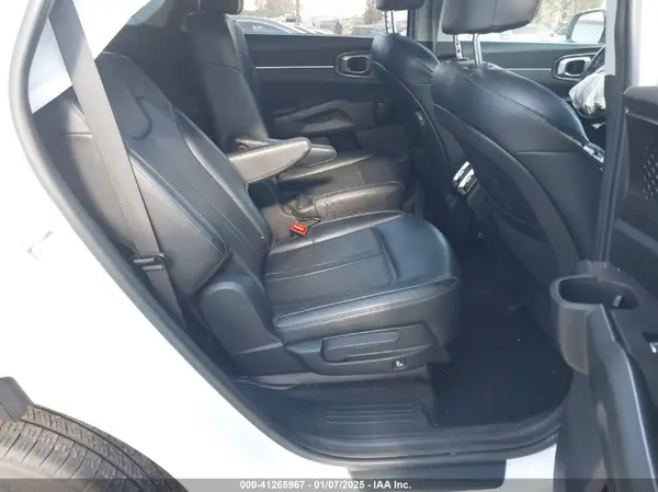 KNDRHDLG0P5164345 2023 KIA SORENTO - Image 8
