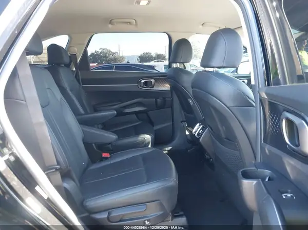 KNDRHDLG0P5202480 2023 KIA SORENTO - Image 8