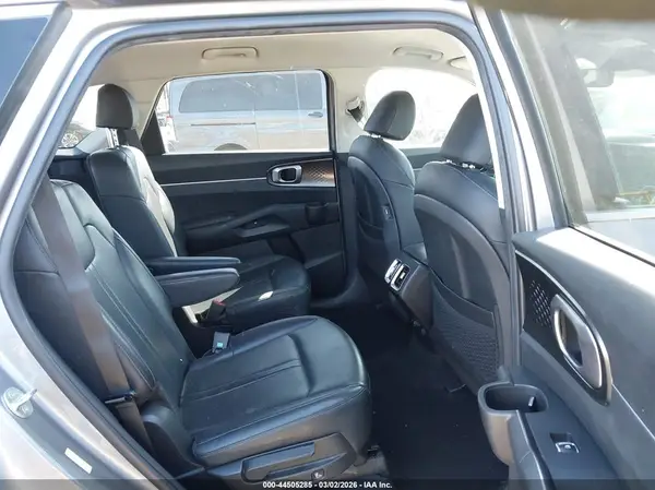 KNDRHDLG0R5236518 2024 KIA SORENTO - Image 8