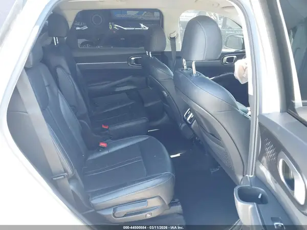 KNDRHDLG0R5248443 2024 KIA SORENTO - Image 8
