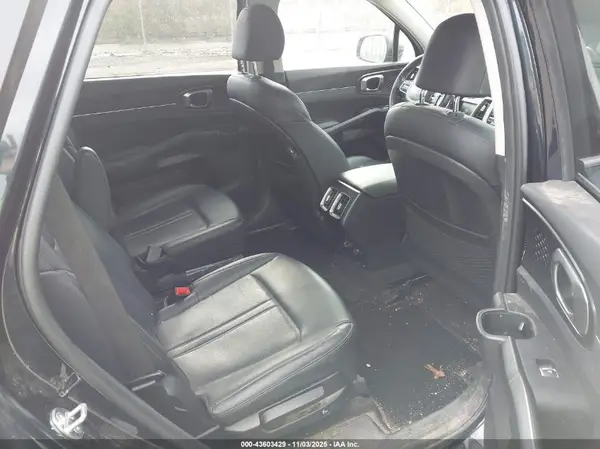 KNDRHDLG1P5211270 2023 KIA SORENTO - Image 8