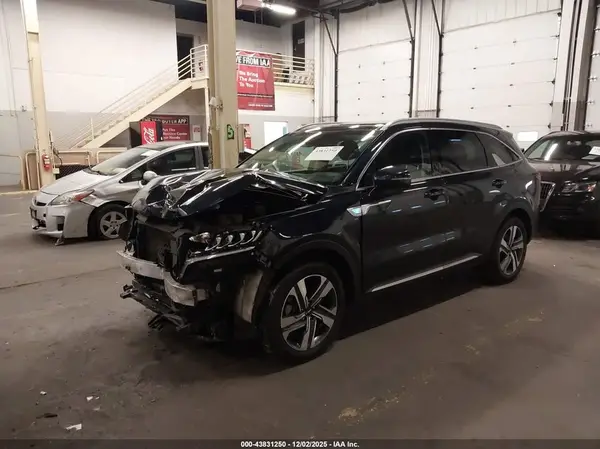 KNDRHDLG2P5129676 2023 KIA SORENTO - Image 2
