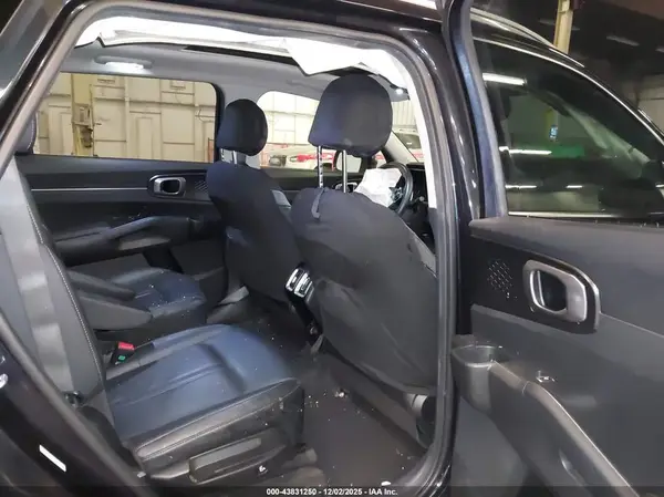 KNDRHDLG2P5129676 2023 KIA SORENTO - Image 8