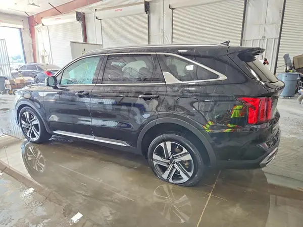 KNDRHDLG2P5210693 2023 KIA SORENTO - Image 2