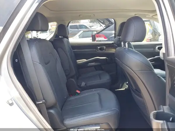 KNDRHDLG3N5117016 2022 KIA SORENTO - Image 8