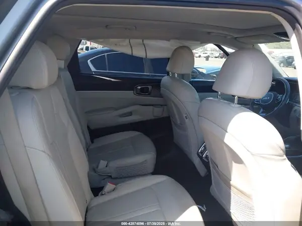 KNDRHDLG5N5117017 2022 KIA SORENTO - Image 8