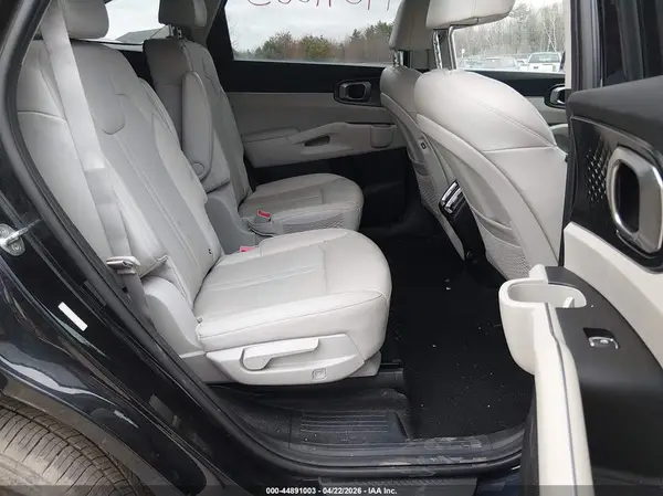 KNDRHDLG5P5130921 2023 KIA SORENTO - Image 8