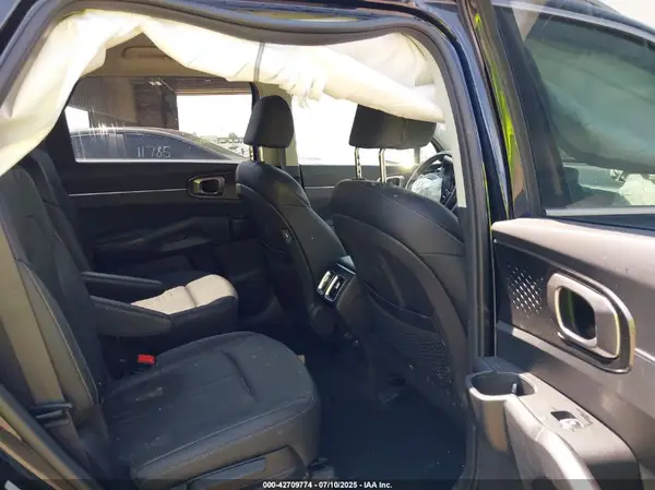 KNDRHDLG7P5159367 2023 KIA SORENTO - Image 8