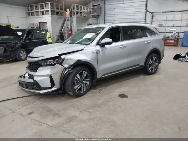 KNDRHDLG7P5196192 2023 KIA SORENTO - Image 2