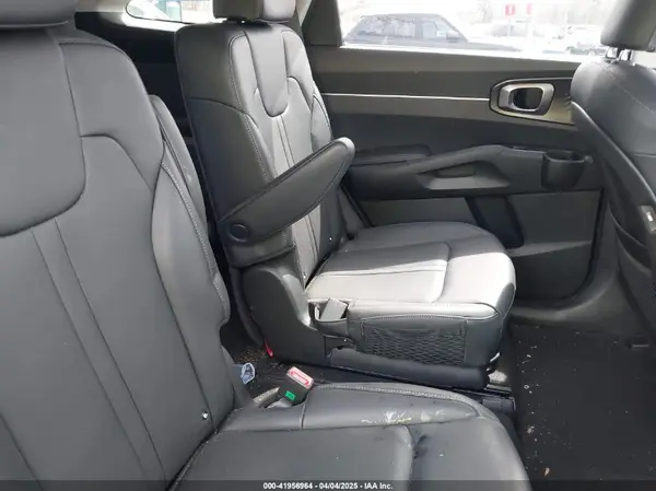 KNDRHDLGXR5248885 2024 KIA SORENTO - Image 8
