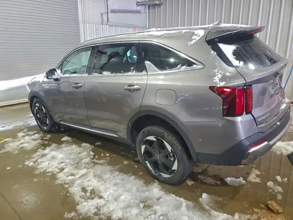 KNDRJDJH0S5328444 2025 KIA SORENTO - Image 2