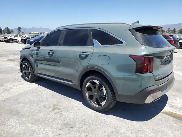 KNDRJDJH3S5323867 2025 KIA SORENTO - Image 2