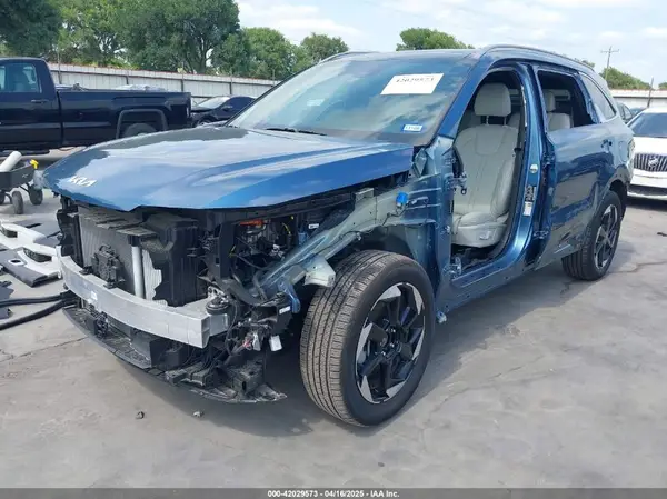 KNDRKDJG0S5326195 2025 KIA SORENTO - Image 2