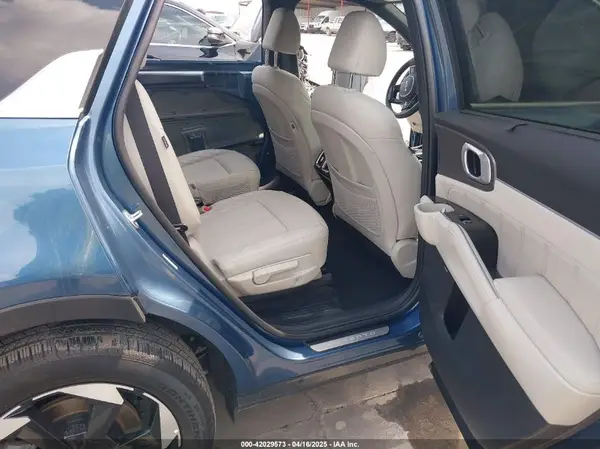 KNDRKDJG0S5326195 2025 KIA SORENTO - Image 8