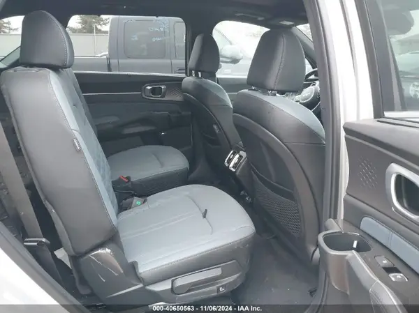 KNDRKDJG3S5295038 2025 KIA SORENTO - Image 8