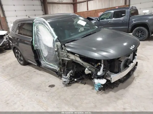 KNDRKDJG3S5353830 2025 KIA SORENTO - Image 1