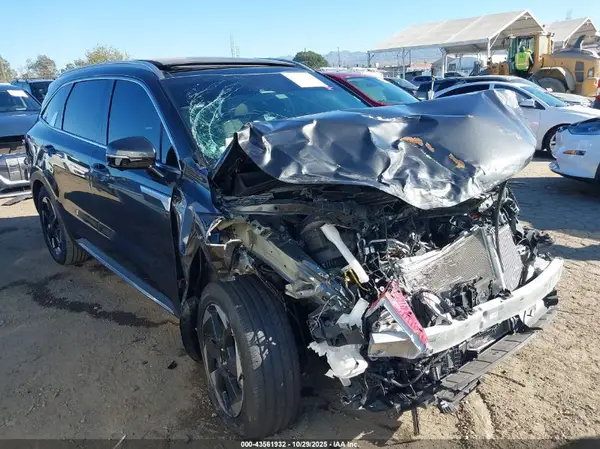 KNDRKDJG5S5299205 2025 KIA SORENTO - Image 1
