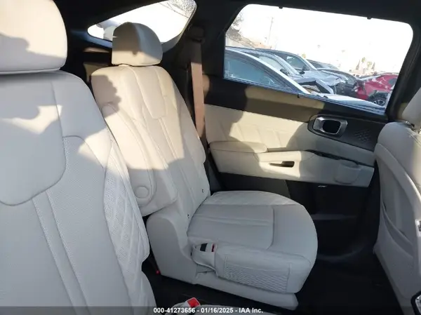 KNDRKDJG5S5323454 2025 KIA SORENTO - Image 8