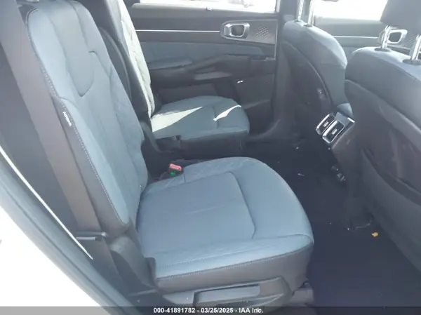 KNDRKDJG6S5296538 2025 KIA SORENTO - Image 8