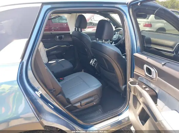 KNDRKDJG9S5296517 2025 KIA SORENTO - Image 8