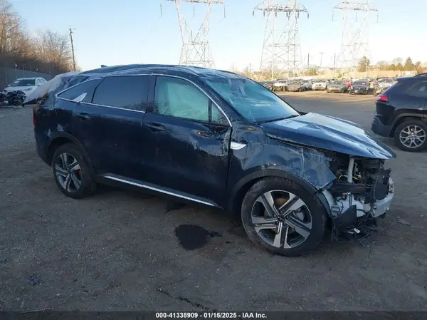 KNDRKDLG3R5235364 2024 KIA SORENTO - Image 1