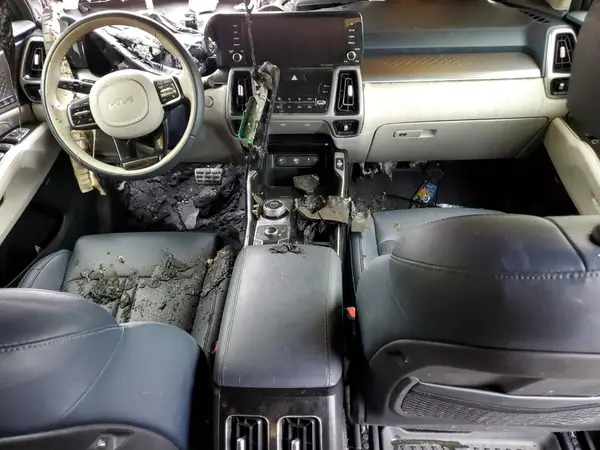 KNDRKDLGXR5247608 2024 KIA SORENTO - Image 8