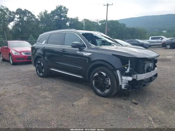 KNDRMDJH0S5315023 2025 KIA SORENTO - Image 1