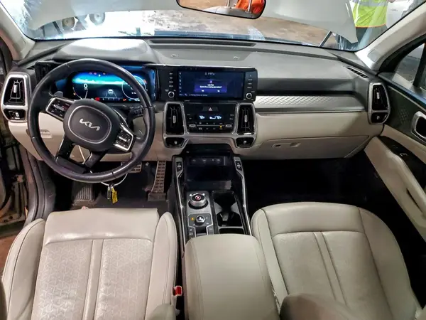 KNDRMDLG1P5139921 2023 KIA SORENTO - Image 8