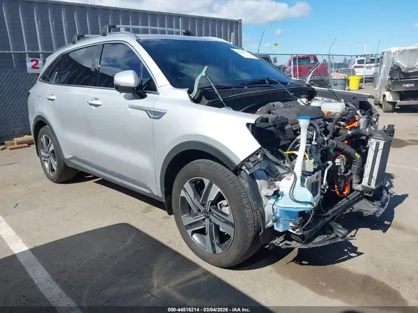 KNDRMDLH8N5063135 2022 KIA SORENTO - Image 1