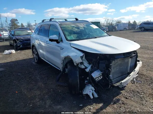 KNDRMDLHXN5093981 2022 KIA SORENTO - Image 1