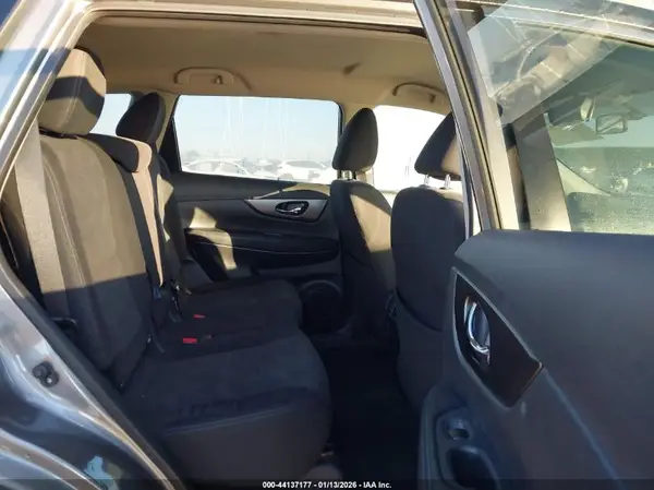 KNMAT2MT0GP599799 2016 NISSAN ROGUE - Image 8