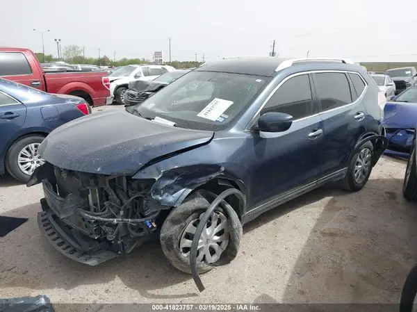 KNMAT2MT0GP637970 2016 NISSAN ROGUE - Image 2