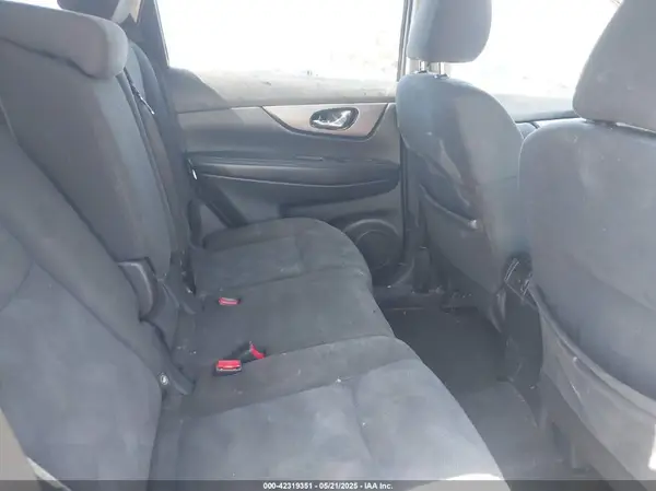 KNMAT2MT0GP649195 2016 NISSAN ROGUE - Image 8