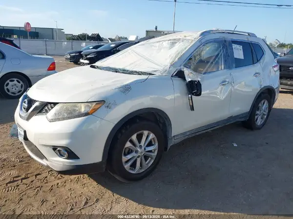 KNMAT2MT0GP658527 2016 NISSAN ROGUE - Image 2