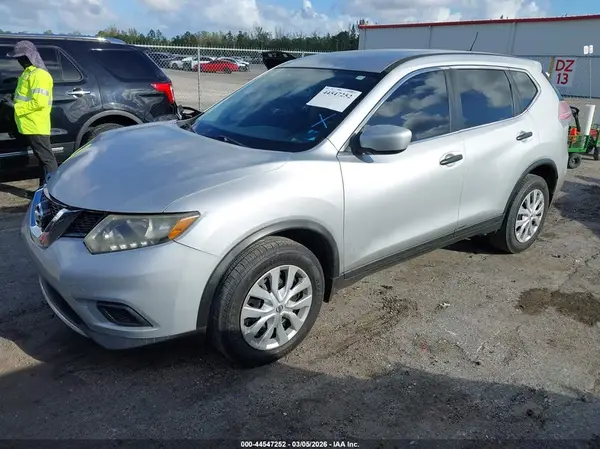 KNMAT2MT0GP679037 2016 NISSAN ROGUE - Image 2