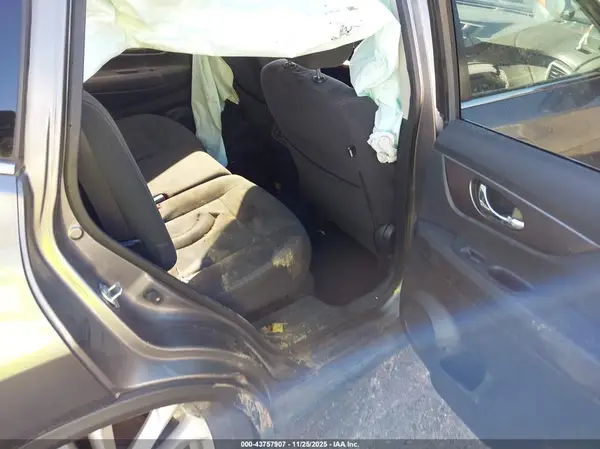 KNMAT2MT0GP687056 2016 NISSAN ROGUE - Image 8