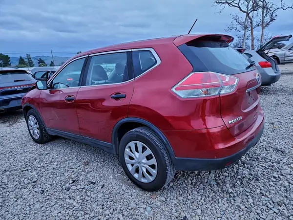 KNMAT2MT0GP693469 2016 NISSAN ROGUE - Image 2